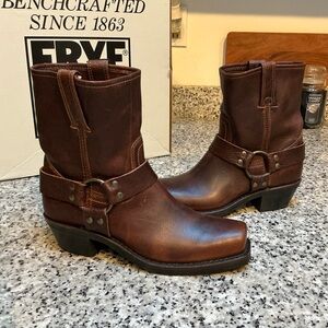 Frye Harness 8R Boots